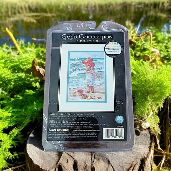 Dimensions Cross Stitch Kit Gold Petites Girl At The Beach #65078 Coastal Beachy - Picture 1 of 12